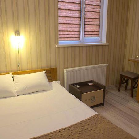 The Apartments Kiev Bagian luar foto